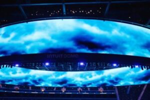 Read more about the article NBA Λος Άντζελες Κλίπερς: Τα πρώτα εντυπωσιακά πλάνα από το εσωτερικό του νέου γηπέδου των 2 δισεκατομμυρίων !