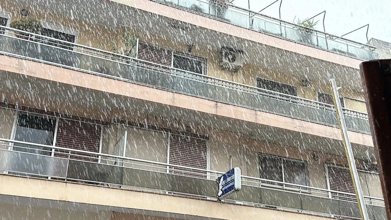 You are currently viewing Κακοκαιρία: Πού θα εκδηλωθούν ισχυρές καταιγίδες τις επόμενες ώρες – Πότε υποχωρούν τα φαινόμενα