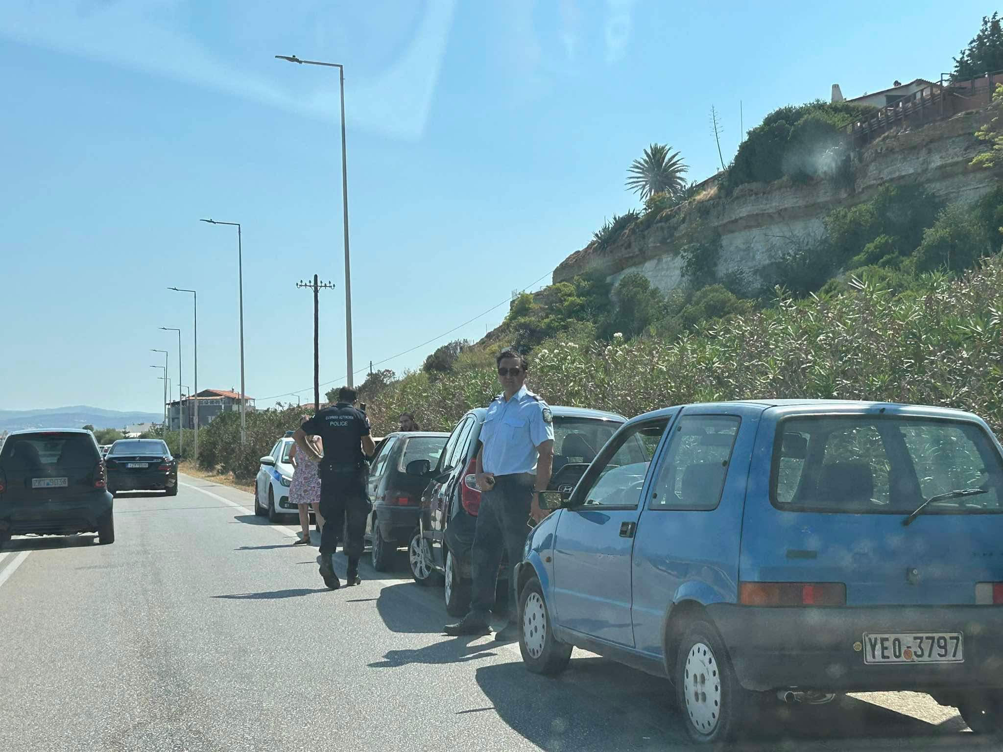You are currently viewing Κόρινθος: Καραμπόλα τεσσάρων αυτοκινήτων