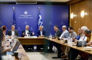 Read more about the article Κώστας Τσιάρας: Τα νέα μέτρα για την αντιμετώπιση της πανώλης των μικρών μηρυκαστικών – Η κυβέρνηση θα σταθεί στο πλευρό των κτηνοτρόφων που έχουν πληγεί