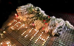 Read more about the article Τραγωδία Τεμπών 2 χρόνια μετά: Τρισάγιο στις Μητροπόλεις της Εκκλησίας της Ελλάδος-57 πένθιμες κωδωνοκρουσίες στους ναούς
