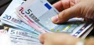 Read more about the article Ψηφίζονται σήμερα στη Βουλή οι νέες ρυθμίσεις για τις συντάξεις χηρείας – Τι αλλάζει
