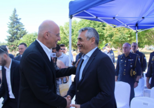 Read more about the article Κώστας Τζιούμης: “Εργαζόμαστε σταθερά για τη διατήρηση και την περαιτέρω αξιοποίηση των στρατιωτικών υποδομών της πόλης μας”