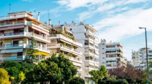 Read more about the article Πάνω από 77.000 επιλέξιμα σπίτια στην «Ανακαίνιση Κατοικίας» και 15.000 δάνεια στο «Σπίτι μου ΙΙ»: Tέλος Αυγούστου εκπνέουν τα δύο προγράμματα