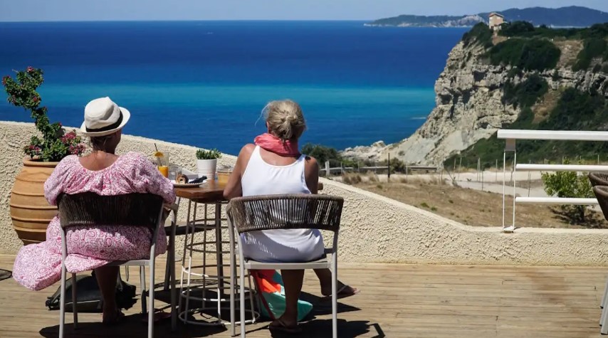 Τουρισμός: Πάνω από 5,5 εκατ. αφίξεις στα καταλύματα τον Ιούνιο