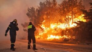 Read more about the article Πυρκαγιές: Σε κατάσταση υψηλού κινδύνου σήμερα το μεγαλύτερο μέρος της χώρας – Δείτε τον χάρτη
