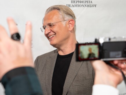Δημήτρης Πτωχός: «Δημιουργούμε ένα ισχυρότερο δίχτυ κοινωνικής φροντίδας»- Ένταξη πράξης 2 εκατ. ευρώ για 1.800 ωφελούμενους στους Δήμους Σικυωνίων, Ξυλοκάστρου – Ευρωστίνης και Νεμέας