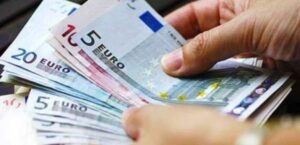 Read more about the article Χρέη σε Εφορία, Ταμεία και τράπεζες: Οι ρυθμίσεις, ο εξωδικαστικός και οι αλλαγές από τον Σεπτέμβριο