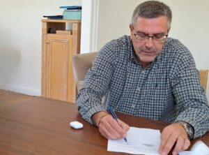 Read more about the article Κώστας Μανδρώνης: «Προτεραιότητά μας η ασφαλής μεταφορά των μαθητών» – Από 11 Σεπτεμβρίου ξεκινούν τα δρομολόγια