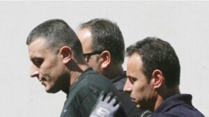 Read more about the article Αλκέτ Ριζάι: Ανθρωποκυνηγητό μετά τη μη επιστροφή του στις φυλακές – «Μπορεί να είναι οπλισμένος και επικίνδυνος»