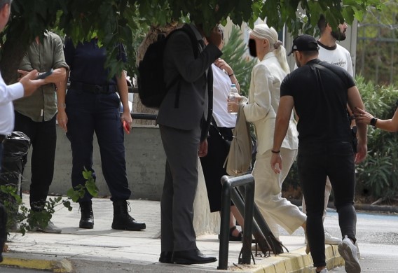 Θάνατος Μαζωνάκη: Προφυλακιστέοι οι δύο γιατροί μετά από μαραθώνια απολογία – Τα αμείλικτα στοιχεία που έκριναν την απόφαση