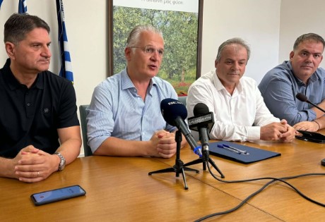 Read more about the article Ξεκινά το έργο στον δρόμο Νέα Κορώνη – Χωματερό | Δημήτρης Πτωχός: «Μια παρέμβαση που περίμενε για χρόνια η τοπική κοινωνία περνά στην υλοποίηση»