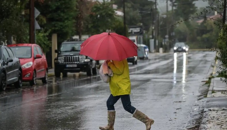 Καιρός αύριο: Καταιγίδες και πτώση της θερμοκρασίας – 7 μποφόρ στα πελάγη