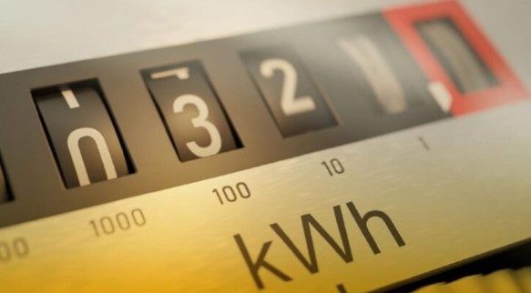 Στα ύψη η χονδρική τιμή ρεύματος τον Οκτώβριο – «Στροφή» στα μπλε τιμολόγια κάνουν οι καταναλωτές