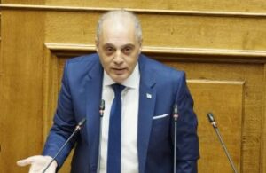 Read more about the article Κ.Βελόπουλος: «Σε αδιέξοδο οι παραγωγοί κορινθιακής σουλτανίνας στην Κορινθία»